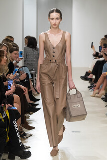Ruban Fall 2019 Ready-to-Wear / Ruban осень-зима 2019 / Неделя моды: Москва